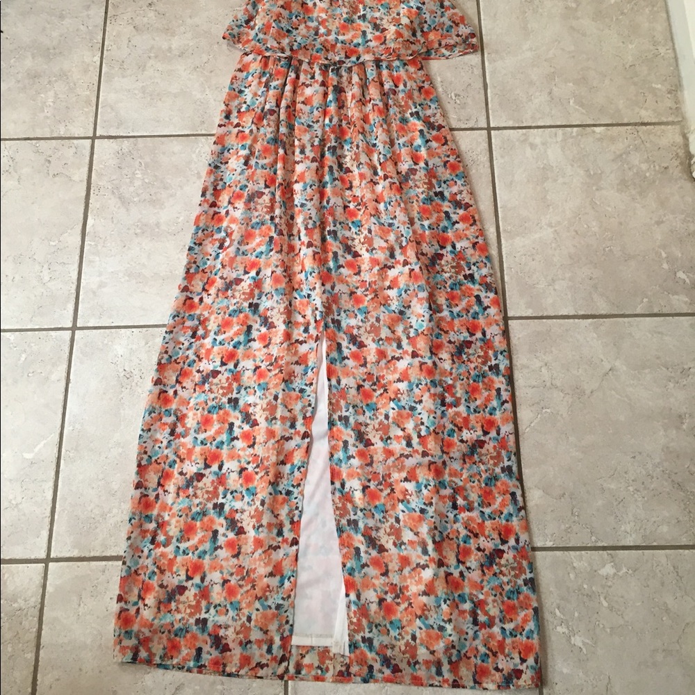 HOST PICK ❤ Summer time floral maxi dress - Picture 6 of 6